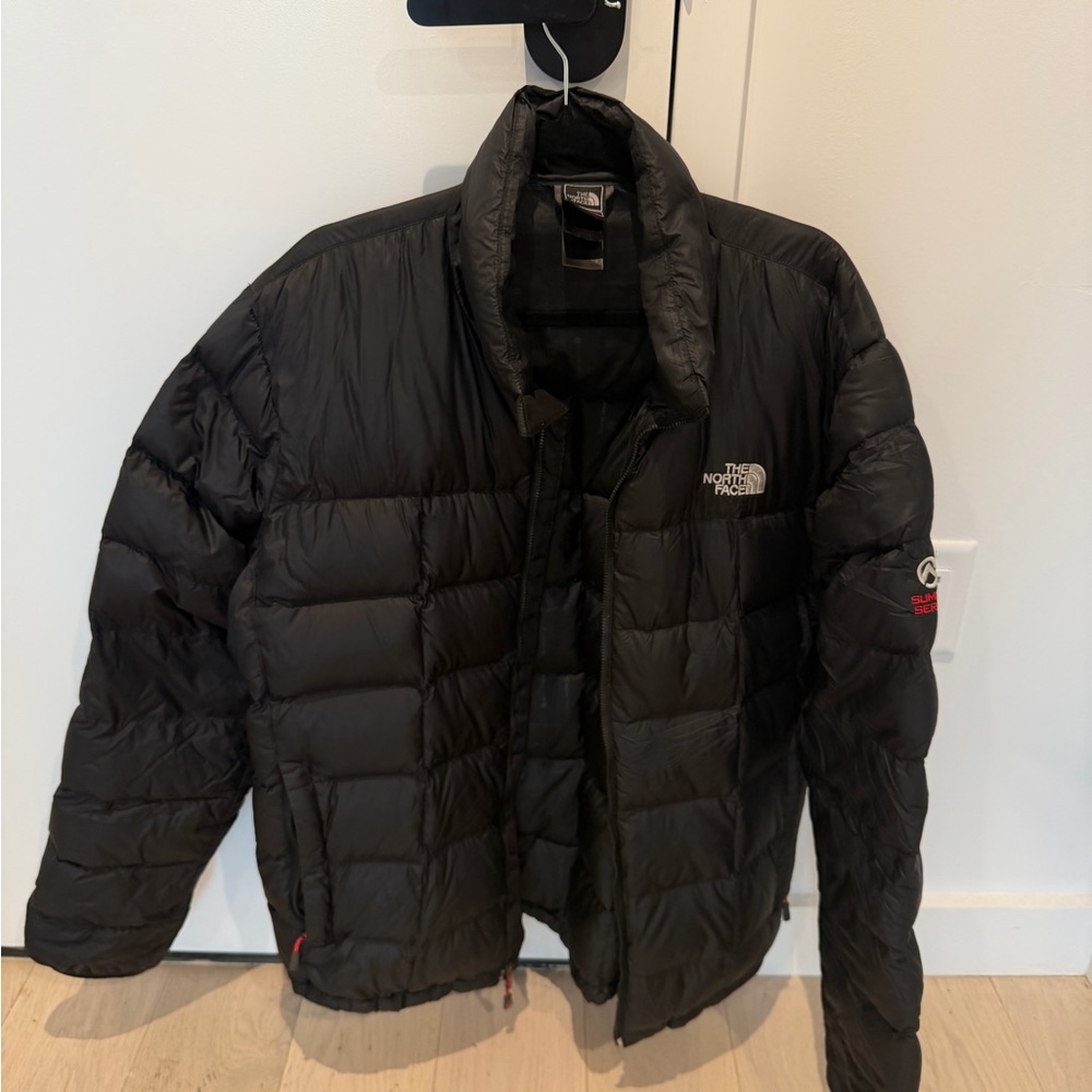 The North Face Men's Dark Puffer Jacket